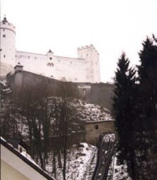 salzburg2c.jpg (12341 bytes)